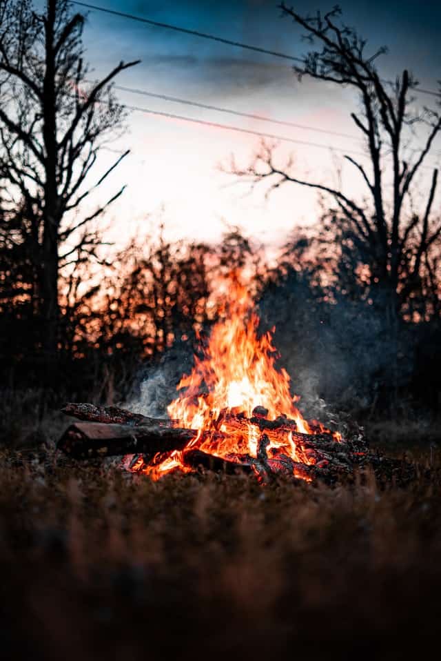 How To Build A Fire Pit On Grass Yardiac