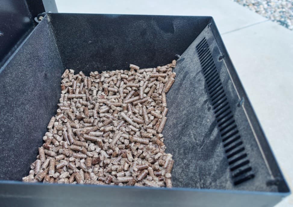 Loading pellet grill